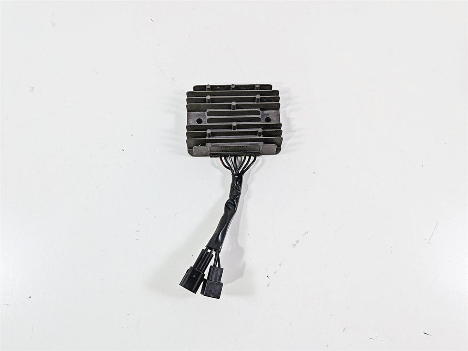 2006 Suzuki C90 VL1500T Boulevard Rectifier Voltage Regulator 32800-47H00 {{ shop.shopifyCountryName }} - Mototech271