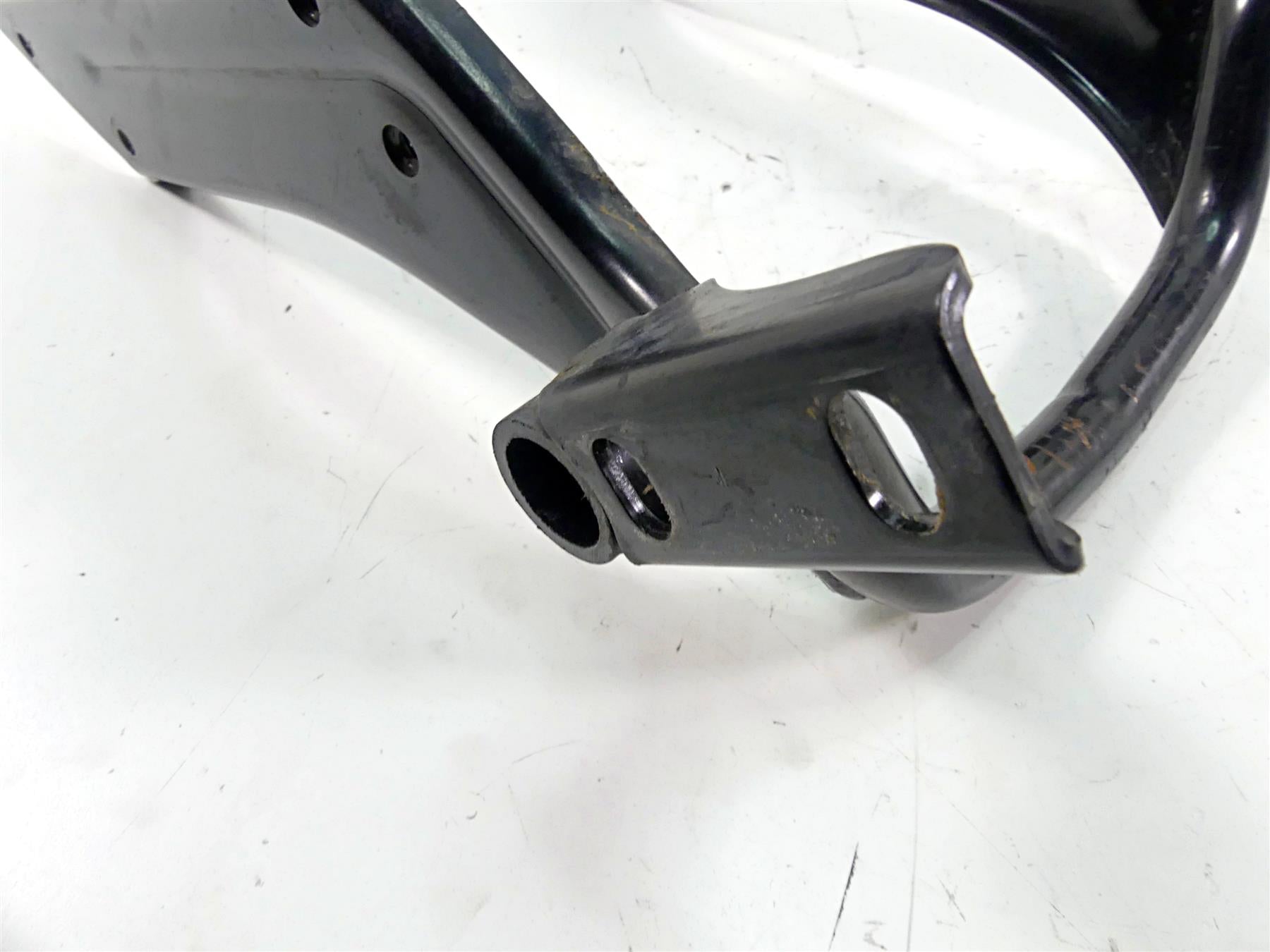 2019 Indian Chieftain Classic Rear Frame Fender Lower Support 1023005 1024636 {{ shop.shopifyCountryName }} - Mototech271