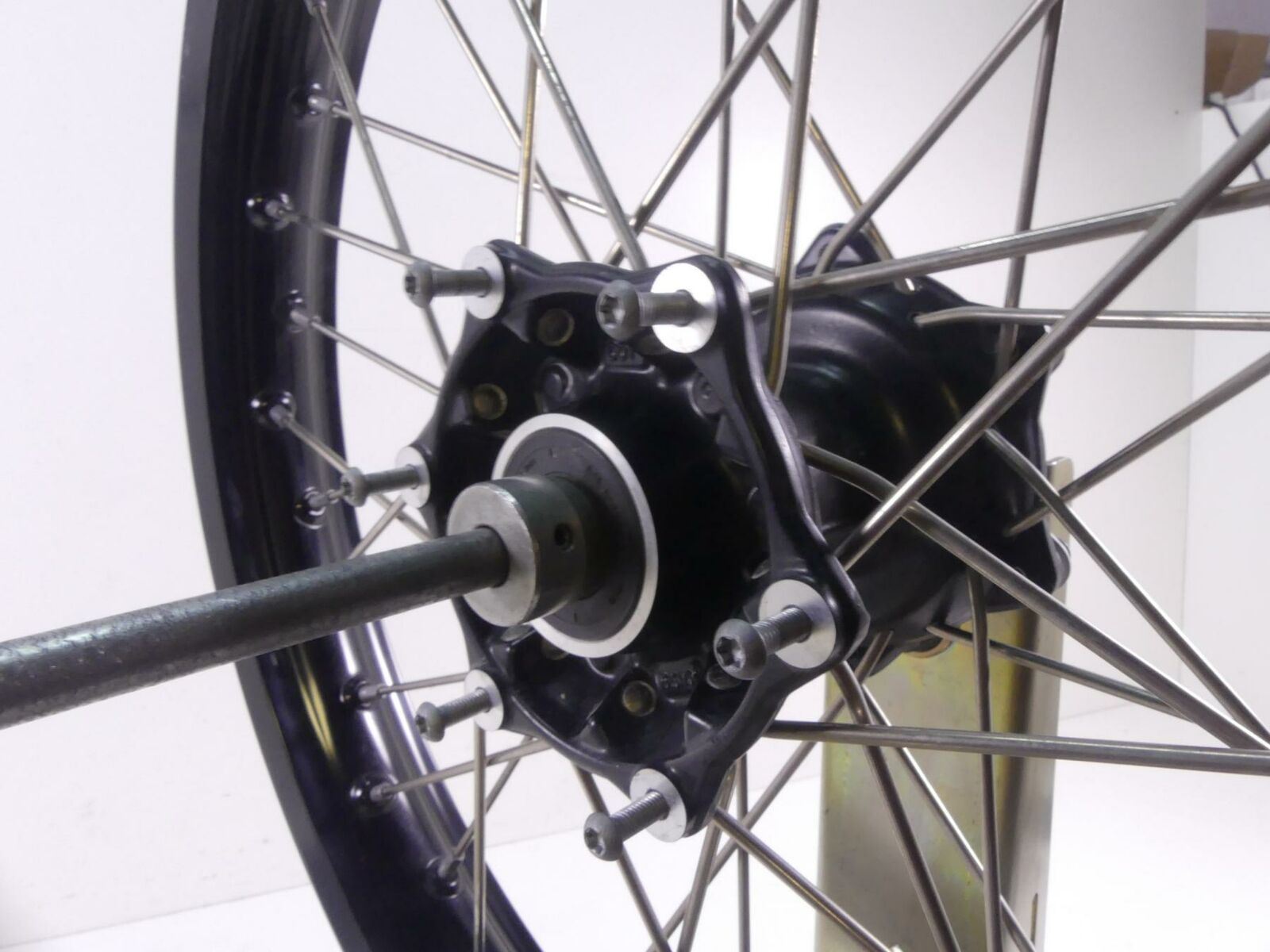 2017 BMW F800GS K72 Straight Nice Front Wheel Rim 21x2.15 36318564176 {{ shop.shopifyCountryName }} - Mototech271