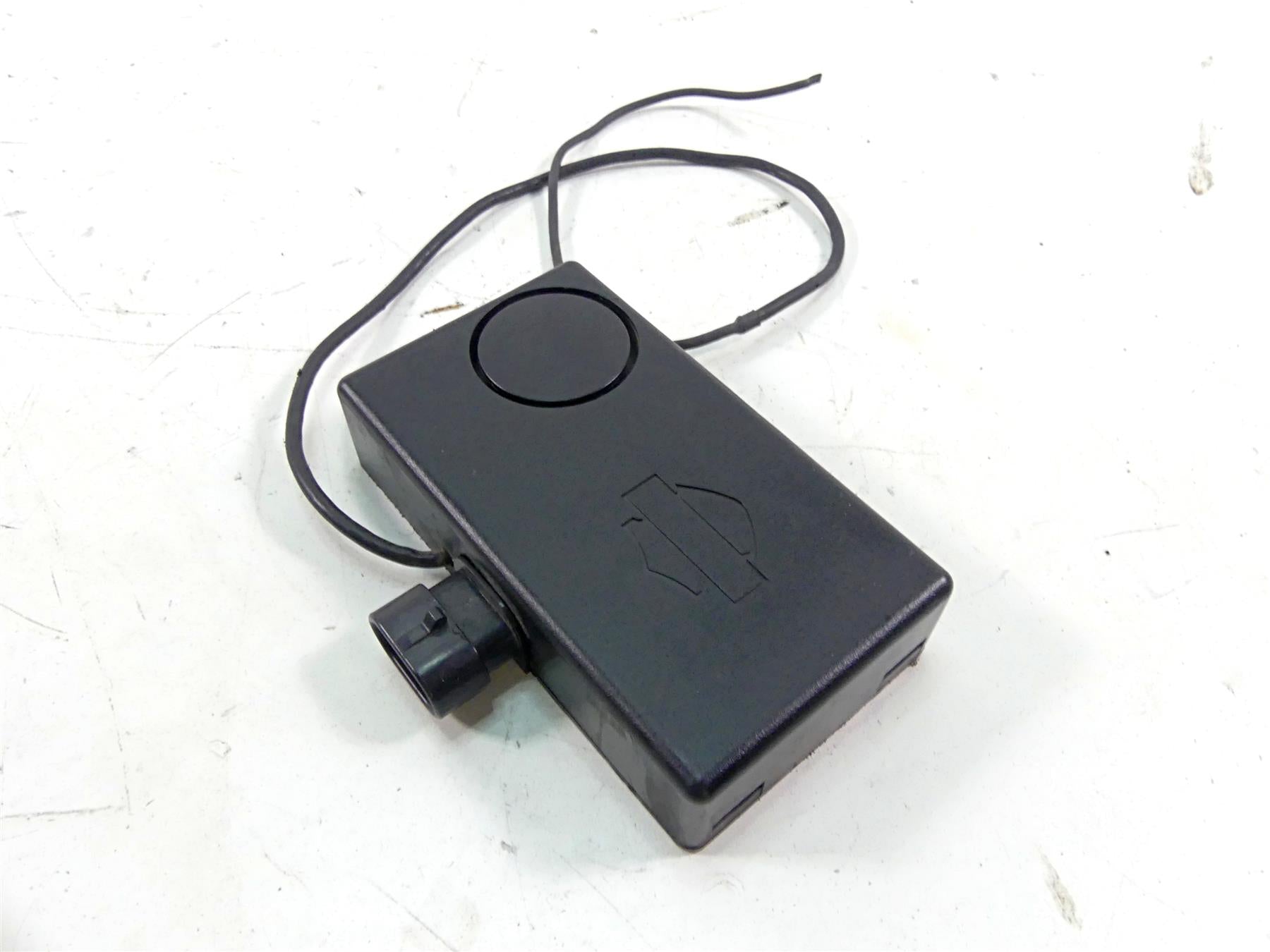2008 Harley Touring FLHX Street Glide Siren Security Alarm Box Module 69000124 {{ shop.shopifyCountryName }} - Mototech271