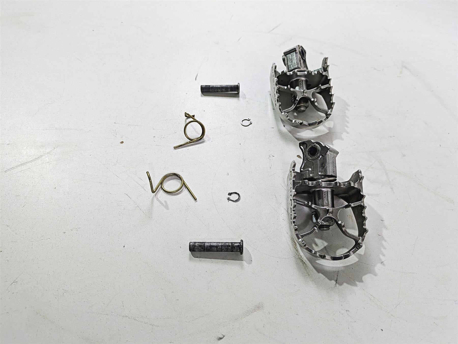 2016 Moto Guzzi Stelvio 1200 8V NTX Pivot Pegz Mk3 Front Foot Peg Set PP-33MK3 {{ shop.shopifyCountryName }} - Mototech271