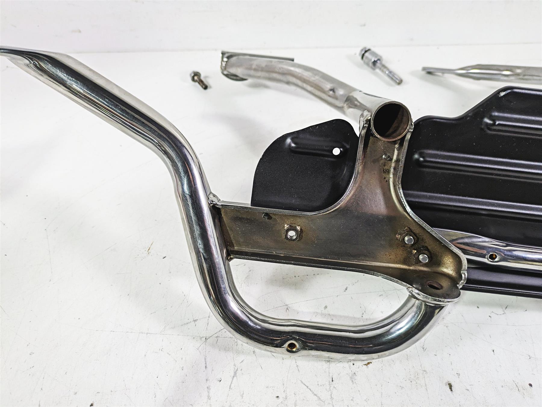 1998 Honda GL1500 Valkyrie Tour Saddlebag Rack Panier Holder Set 84250-MZ0-700 {{ shop.shopifyCountryName }} - Mototech271