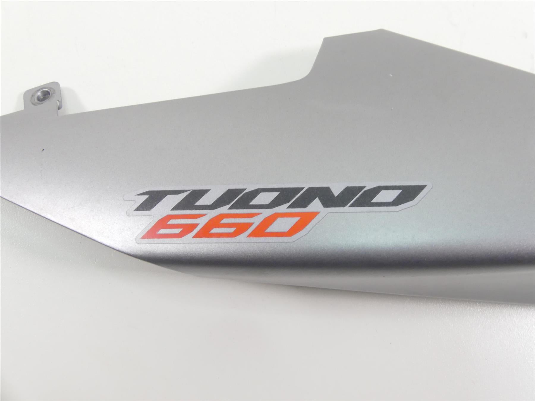 2021 Aprilia Tuono 660 Right Oem Trail Cover Fairing Cowl 2B006647 {{ shop.shopifyCountryName }} - Mototech271