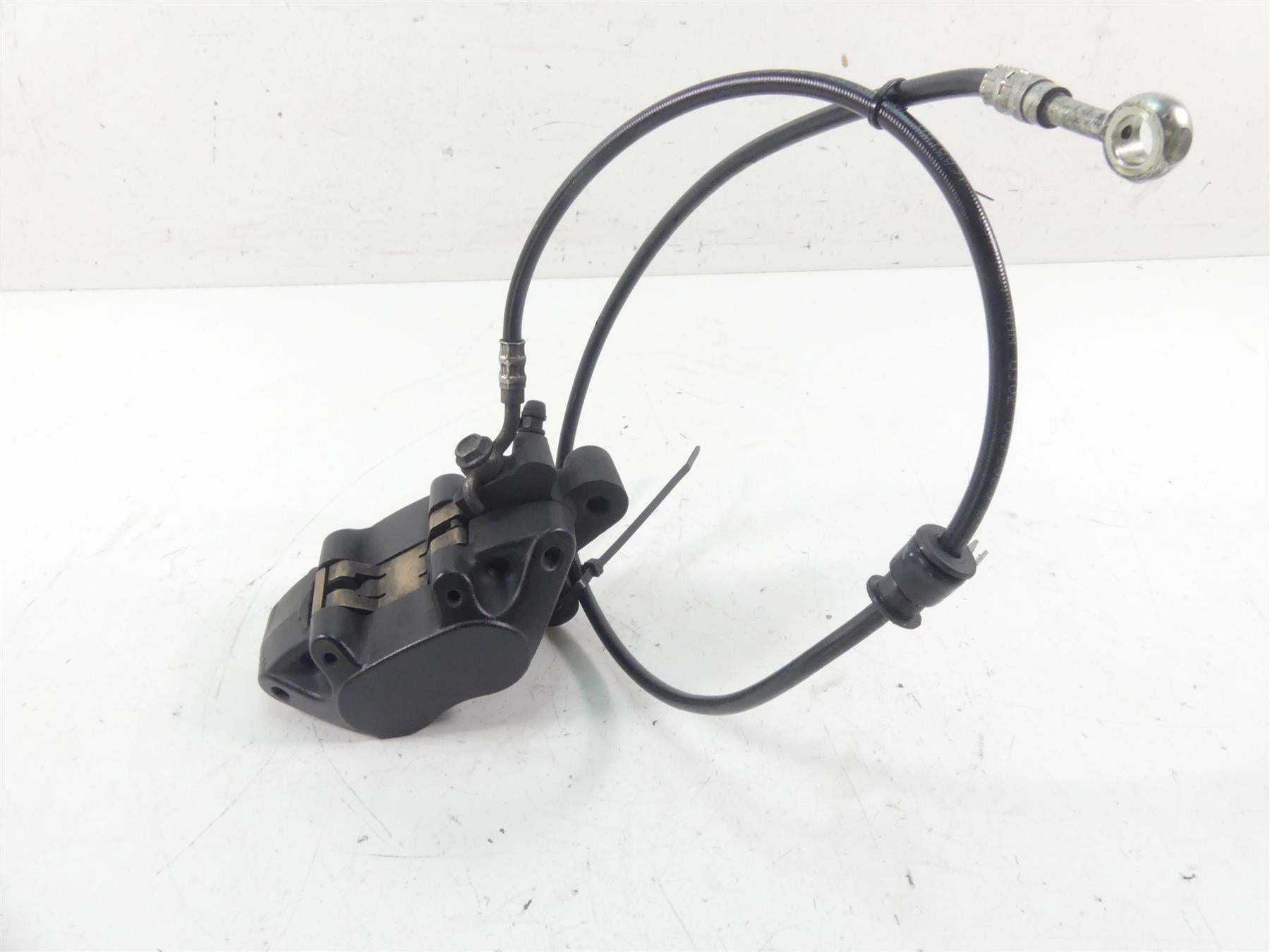 2021 Harley Softail FXBBS Street Bob Front Brake Caliper & Line 41300095