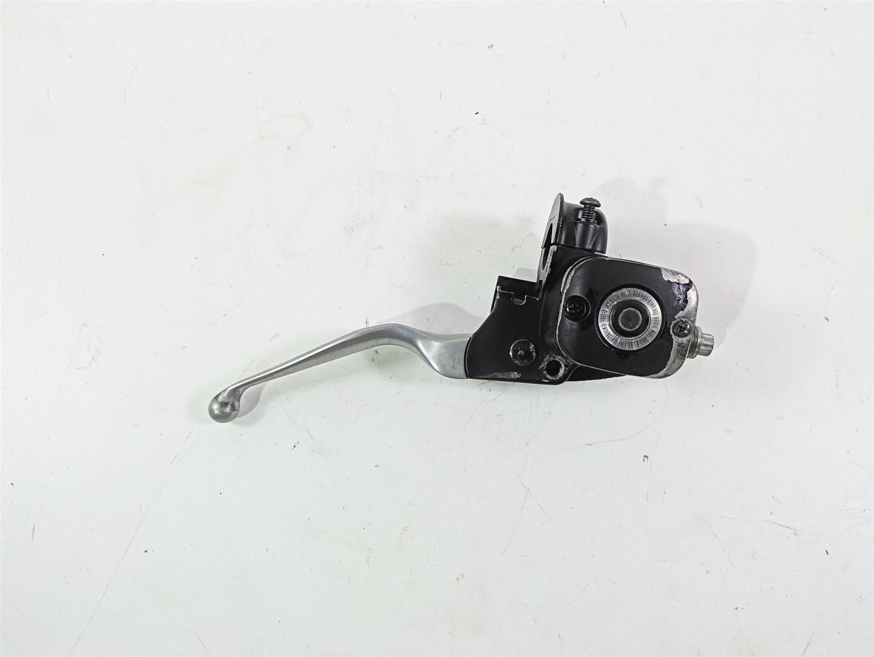 2010 Harley Dyna FXDB Street Bob Front Brake Master Cylinder 9/16" 45019-08B {{ shop.shopifyCountryName }} - Mototech271