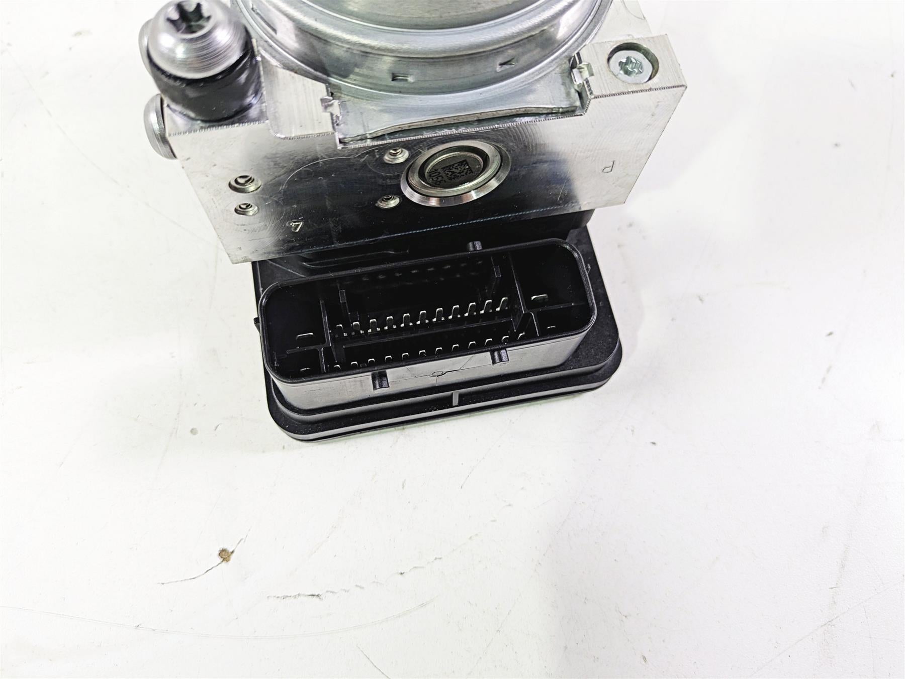 2016 BMW R1200RS K54 Abs Brake Module Unit Pump 34519444398 {{ shop.shopifyCountryName }} - Mototech271