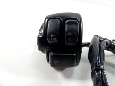 2015 Harley VRSCF Muscle V-Rod Left Hand Blinker Control Switch - Read 71682-06A {{ shop.shopifyCountryName }} - Mototech271