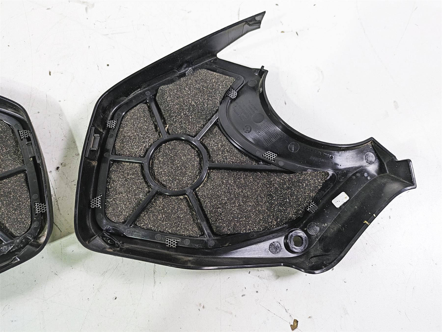 2014 BMW R1200 RT RTW K52 Front Speaker Cover Set 46638529412 46638529411 {{ shop.shopifyCountryName }} - Mototech271
