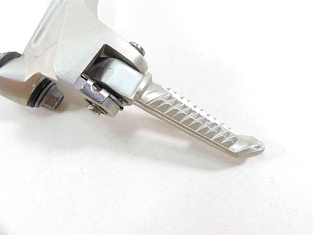 2022 Triumph Speed Triple 1200 RS Rear Passenger Footpeg Rest T2082430 T2082440 {{ shop.shopifyCountryName }} - Mototech271