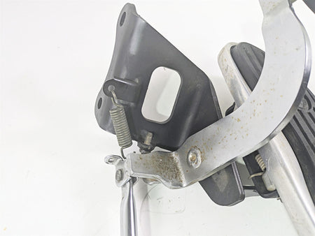 2006 Yamaha XVS650 V-Star Classic Right Floorboard & Brake Pedal 5BN-27420-00-00 {{ shop.shopifyCountryName }} - Mototech271