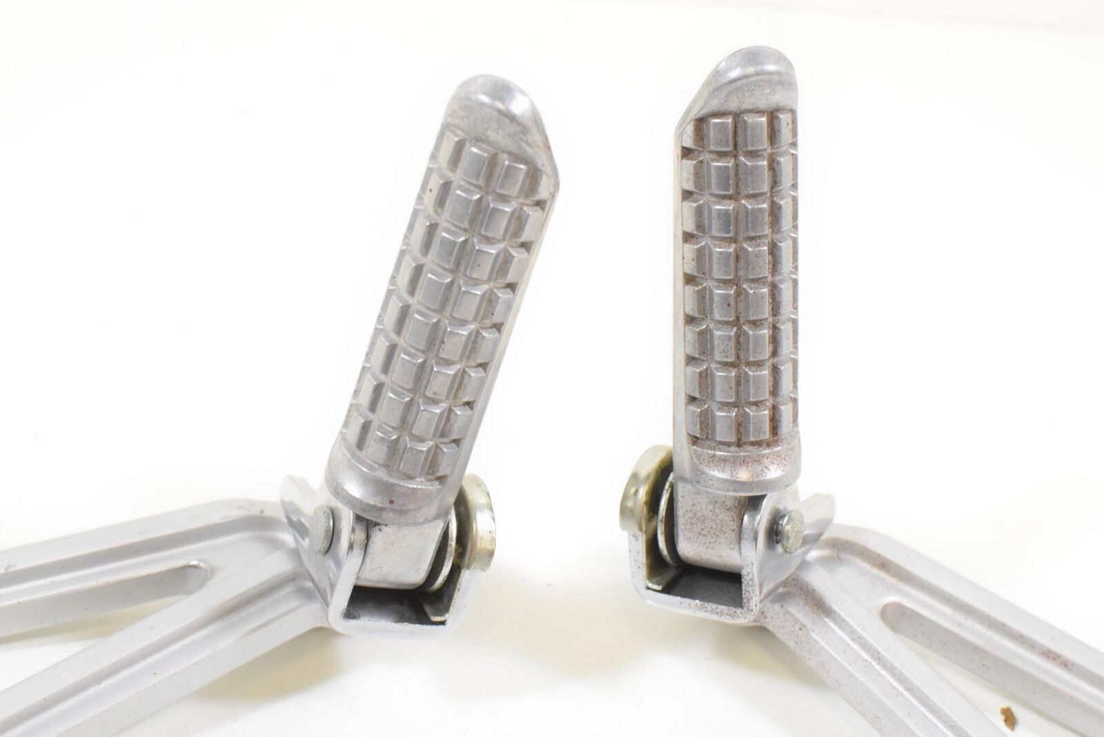 2006 Kawasaki EX250R EX250 R Ninja Rear Passenger Footpeg Foot Peg 35063-0084 {{ shop.shopifyCountryName }} - Mototech271