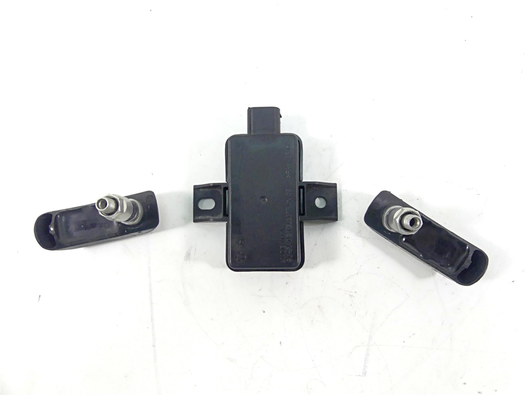 2014 BMW R1200GS K50 Rdc Module & Both Tire Sensor Set 65758546222 {{ shop.shopifyCountryName }} - Mototech271