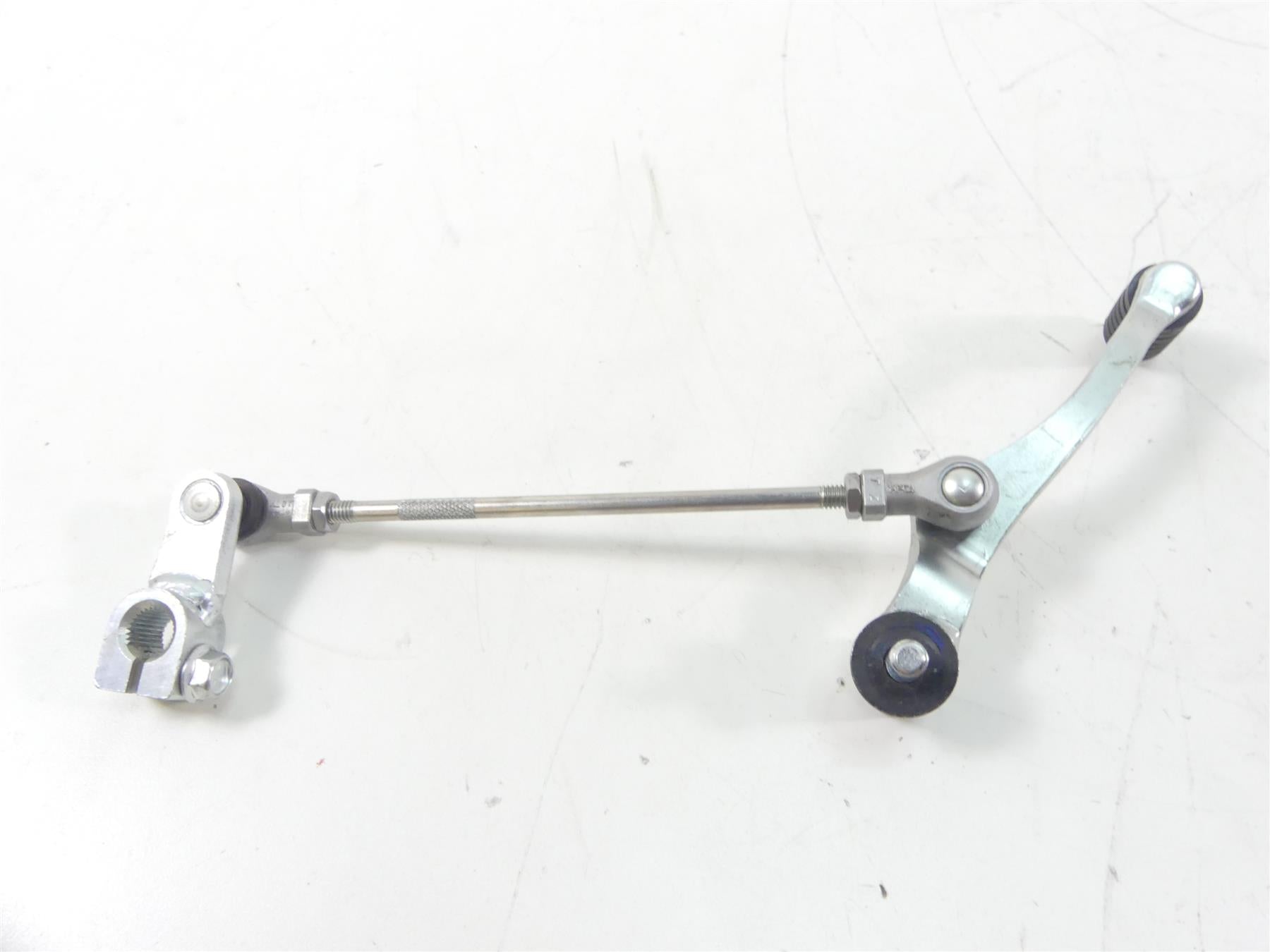 2017 Yamaha XT1200Z Super Tenere Shift Lever Pedal + Linkage 23P-18110-00-00 {{ shop.shopifyCountryName }} - Mototech271