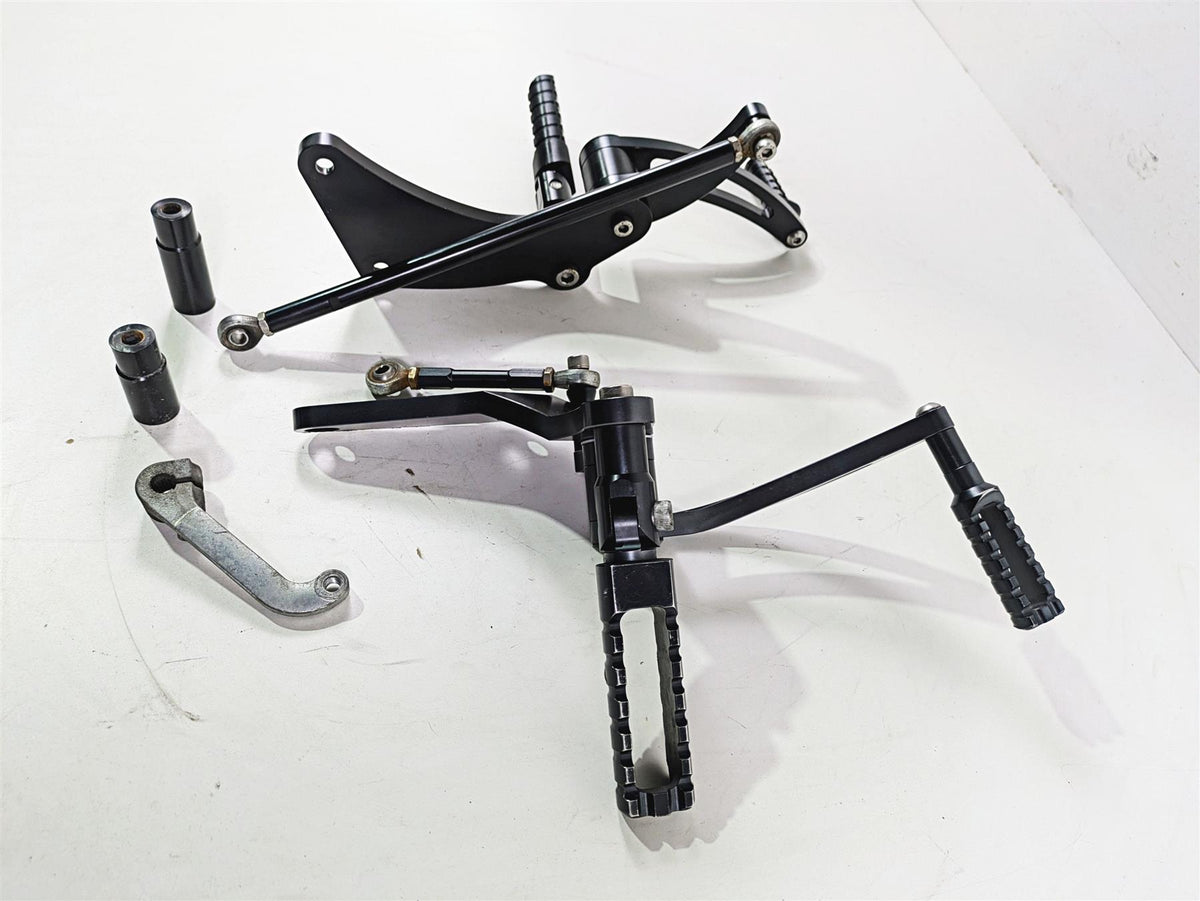 2021 Harley Softail FXST Standard Tarazon Fw Control Footrests - Read ?RSHD-SB18 {{ shop.shopifyCountryName }} - Mototech271