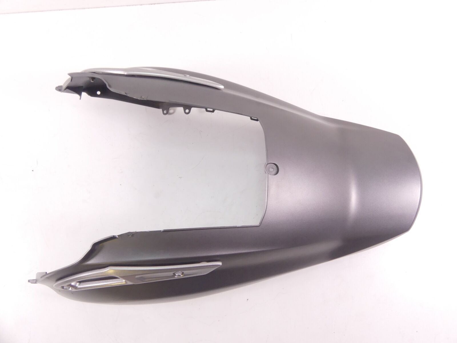 2014 Yamaha VMX17 V-Max 1700 Rear Fender Mud Guard Tire Hugger -Nice 2S3-21611-0 {{ shop.shopifyCountryName }} - Mototech271