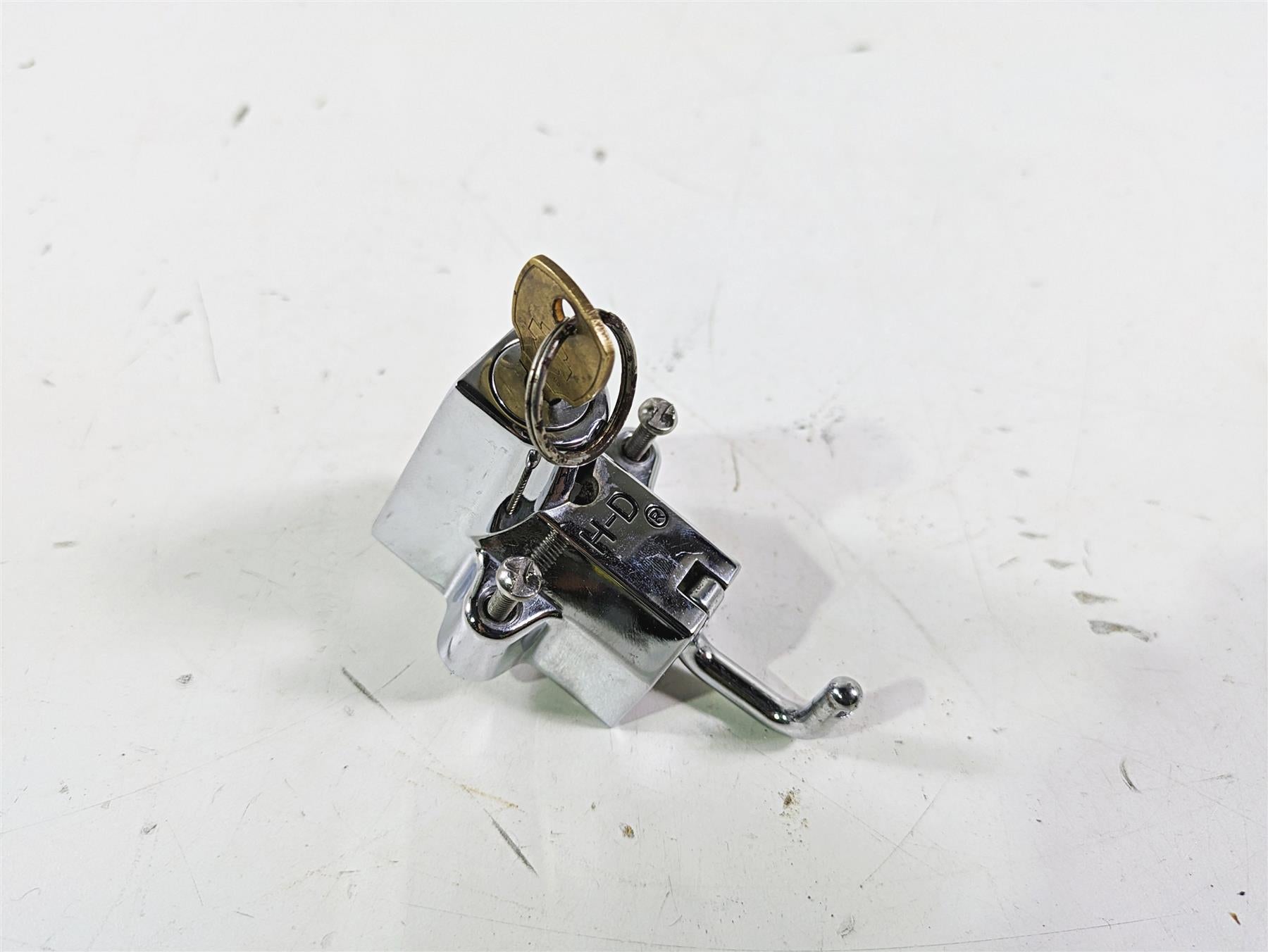 Harley Davidson Sportster Dyna Softail Touring Oem Chrome Helmet Lock 92800019 {{ shop.shopifyCountryName }} - Mototech271