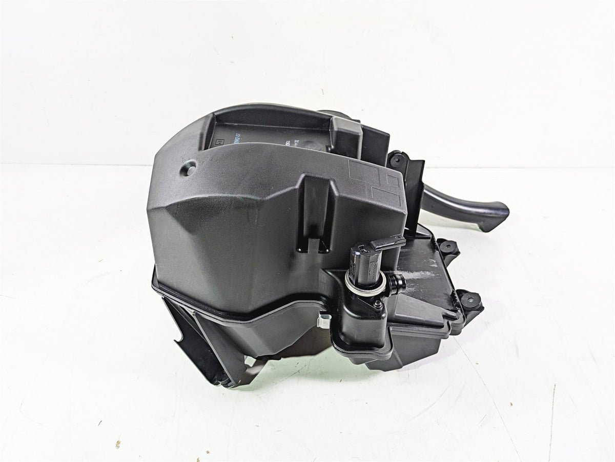 2016 BMW F800R K73 Air Box Cleaner Breather Filter 13717678274 {{ shop.shopifyCountryName }} - Mototech271