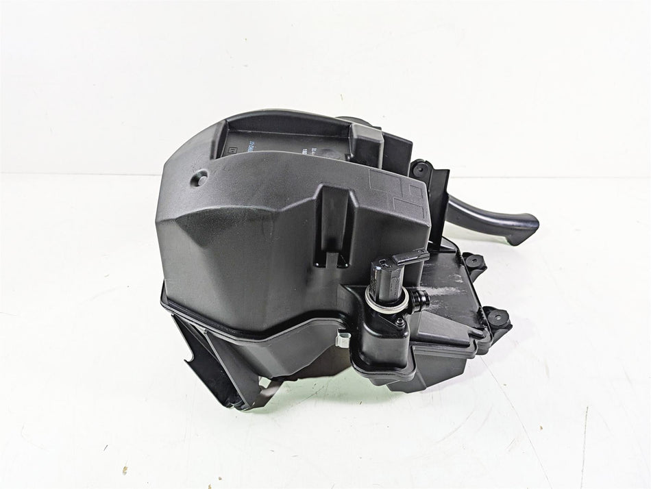 2016 BMW F800R K73 Air Box Cleaner Breather Filter 13717678274 {{ shop.shopifyCountryName }} - Mototech271