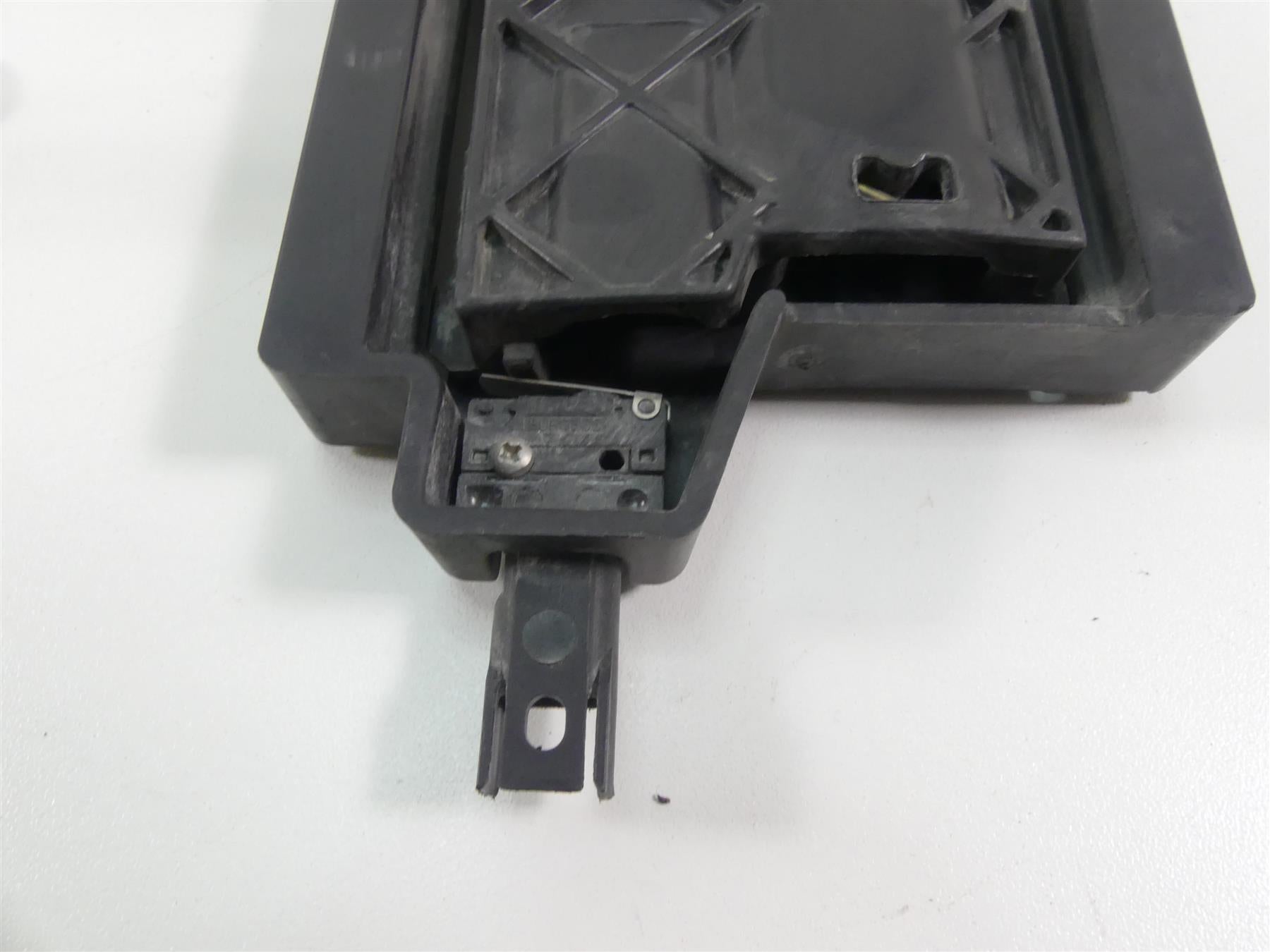 2014 BMW K1600 GTL K48 Gps Navigation Housing & Instrument Cover 46637724088 {{ shop.shopifyCountryName }} - Mototech271