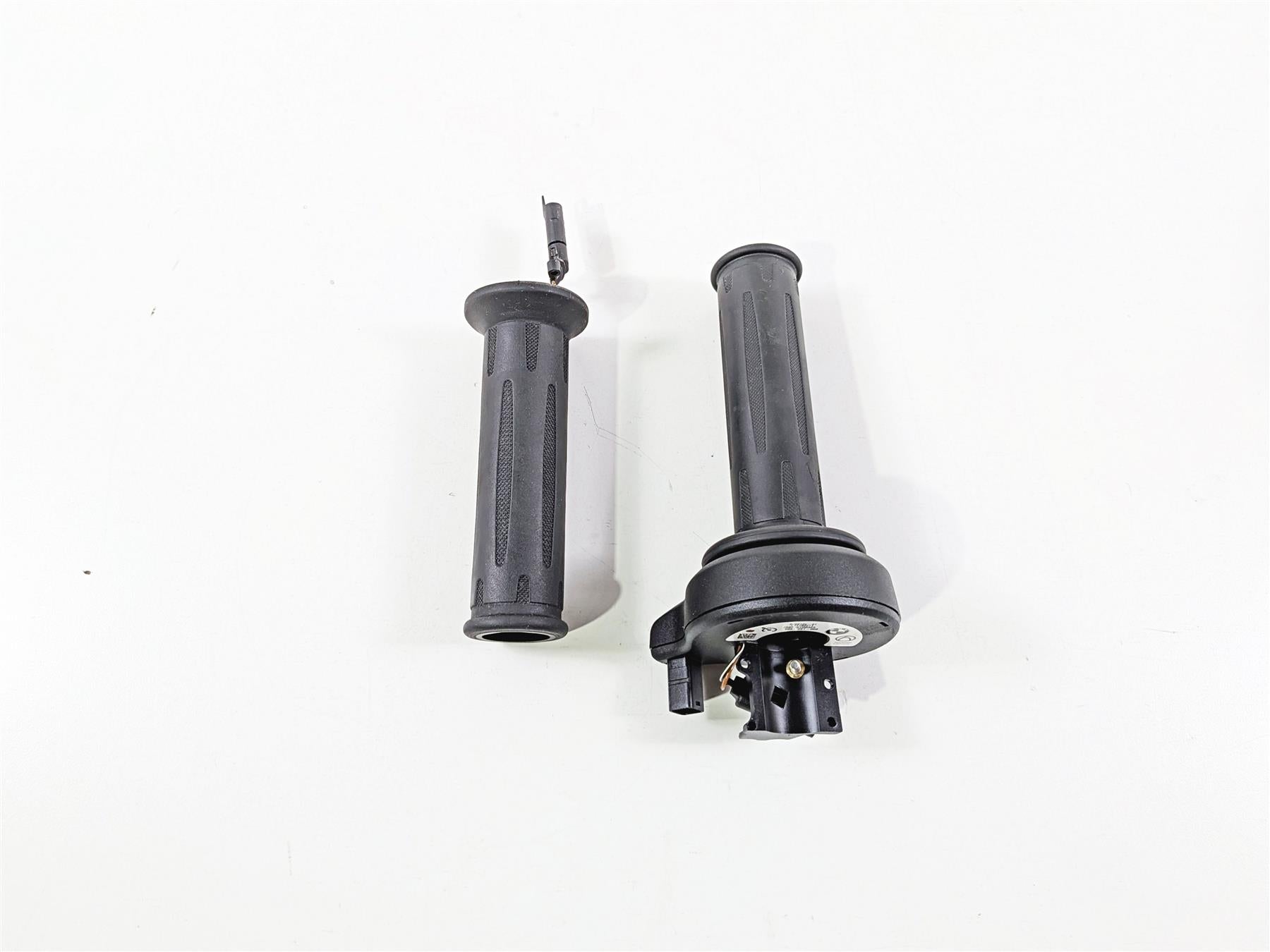 2019 BMW R1250GS K50 Hand Grip Handle Set Heated Cruise 61318549455 61318552120 {{ shop.shopifyCountryName }} - Mototech271