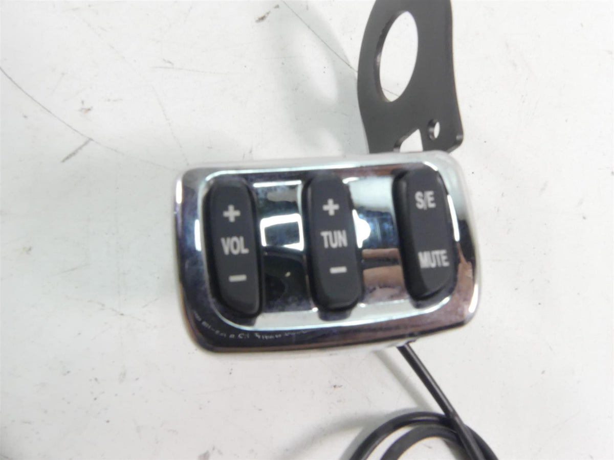 2011 Victory Vision Tour Left Hand Audio Volume Tune Control Switch 4012488 {{ shop.shopifyCountryName }} - Mototech271