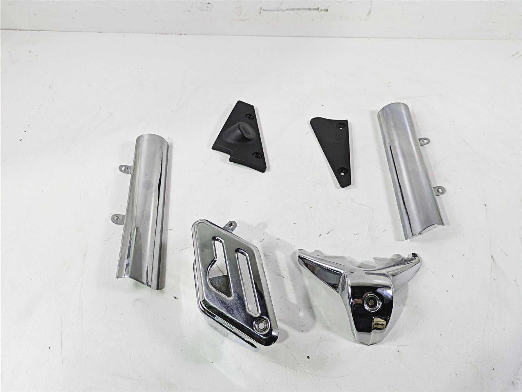 2006 Triumph Rocket 3 Chrome Cover & Infill Fairing Set {{ shop.shopifyCountryName }} - Mototech271
