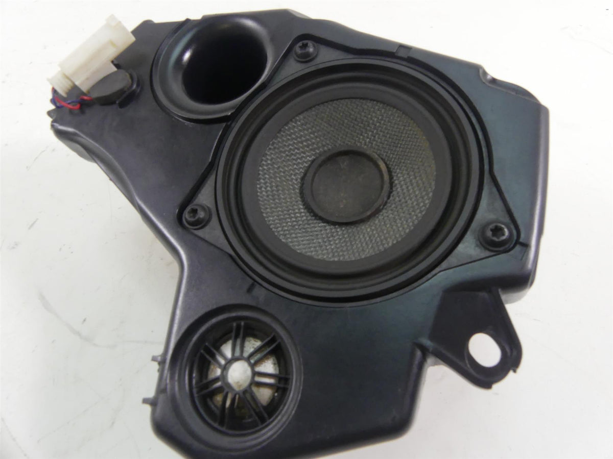 2015 BMW R1200RT K52 Left Side Audio Speaker + Housing Set - Read 65138543457 {{ shop.shopifyCountryName }} - Mototech271