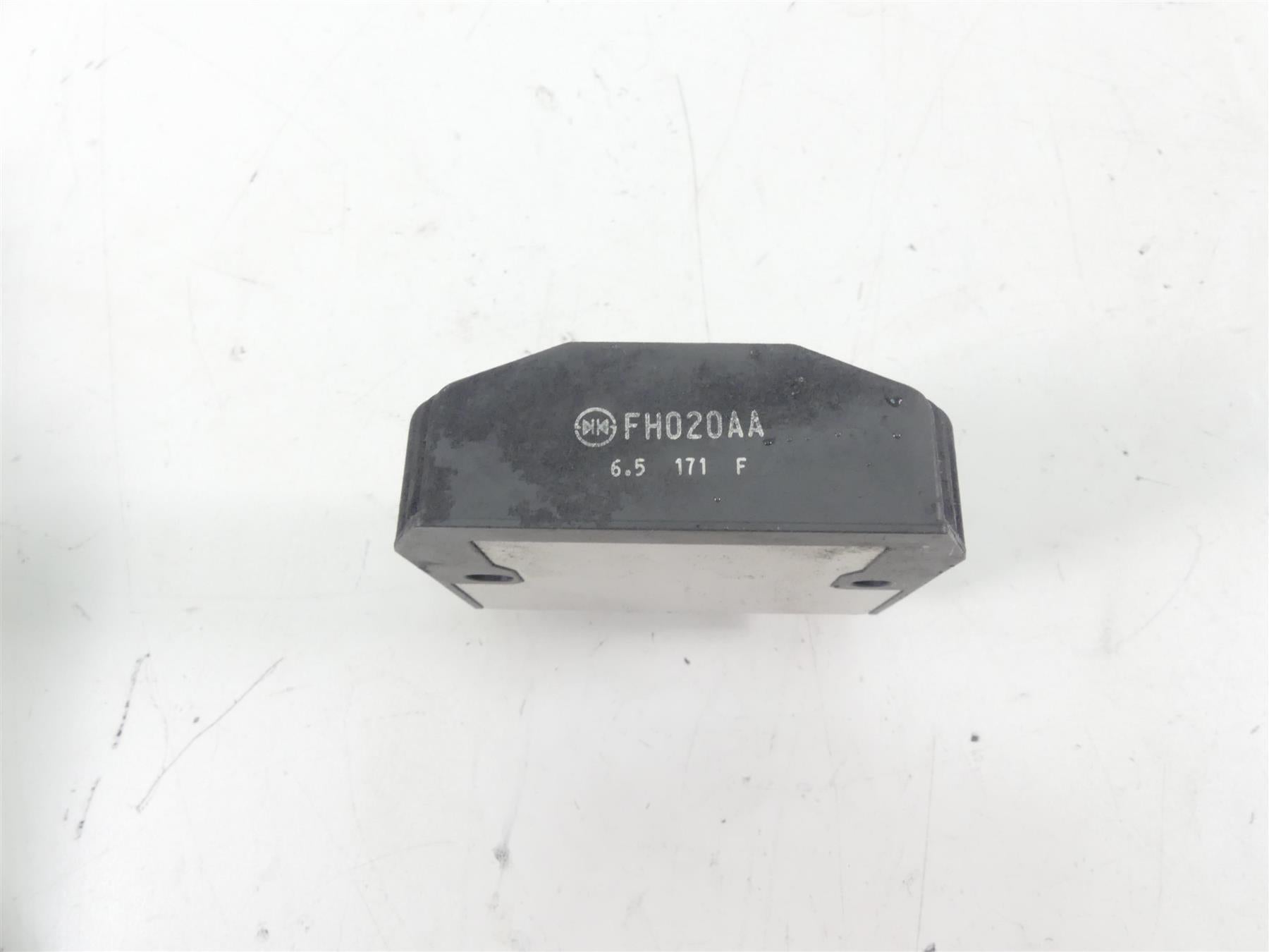 2017 BMW R1200GS GSW K50 Rectifier Voltage Regulator FH020AA 12318523367 {{ shop.shopifyCountryName }} - Mototech271