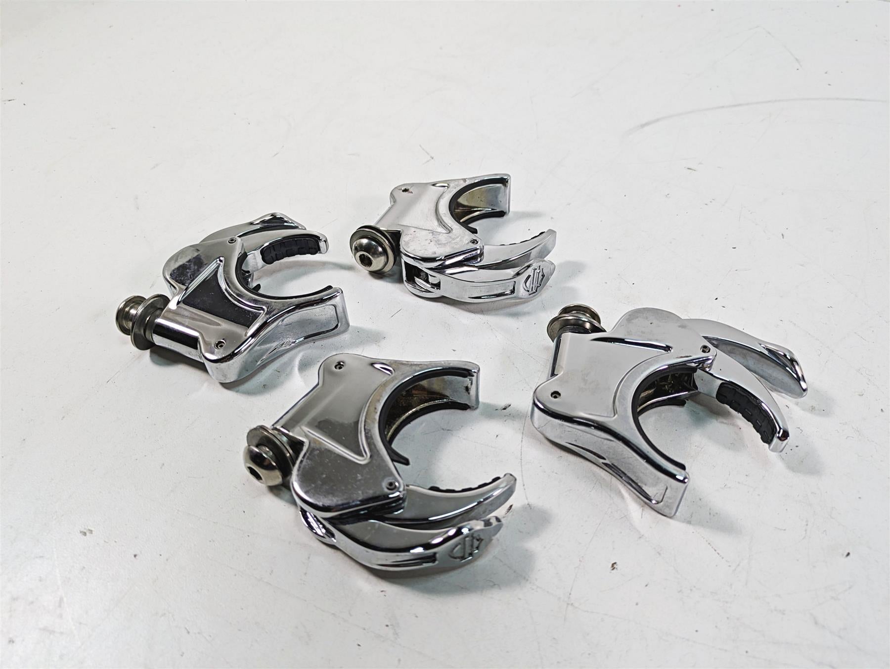 Harley Davidson 49mm Fork Tube Windshield Quick Connect 49mm Clamp Set 57192-05A {{ shop.shopifyCountryName }} - Mototech271