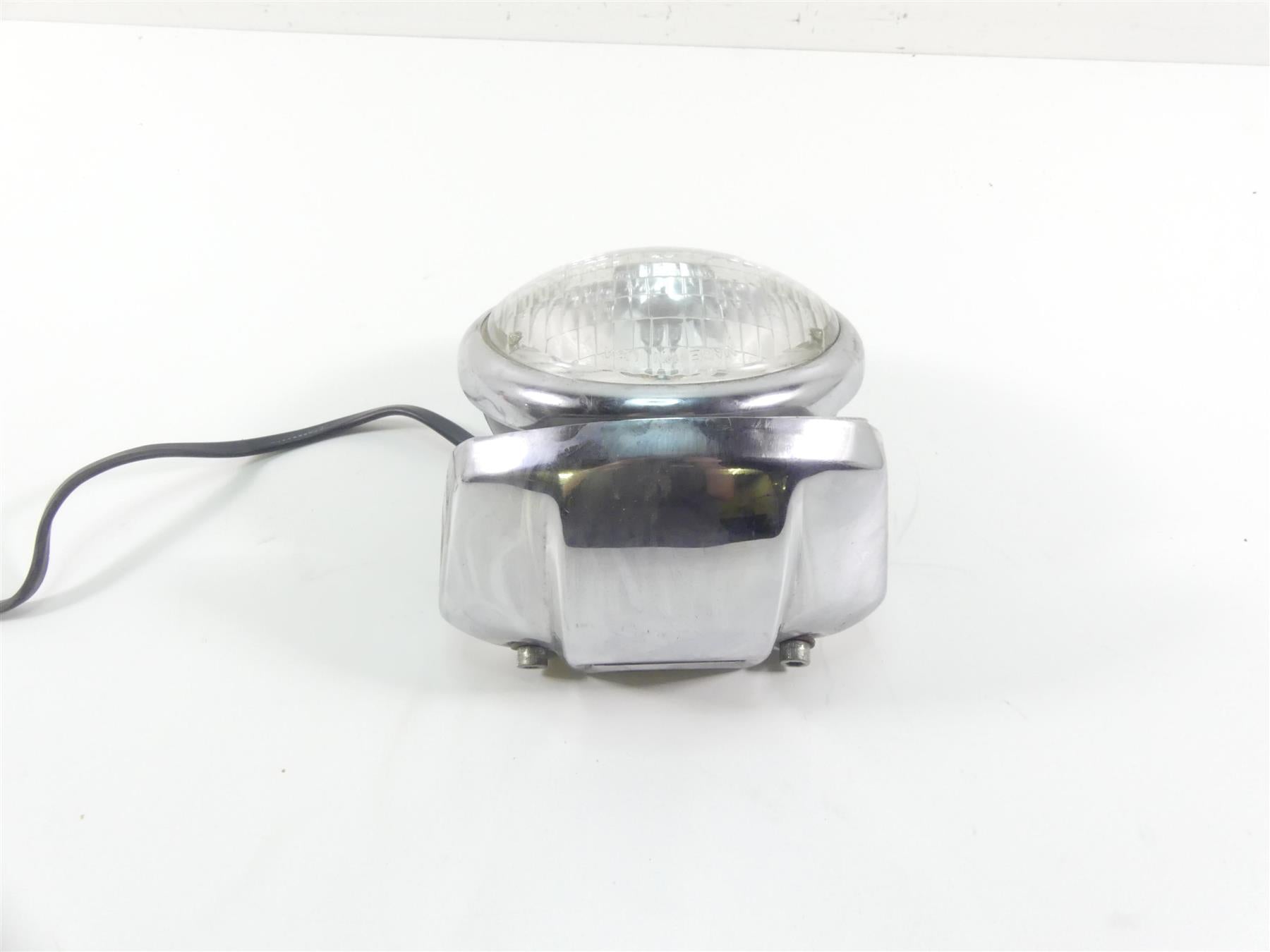1999 Harley Dyna FXDL Low Rider Headlight Head Light & Visor 67733-91A {{ shop.shopifyCountryName }} - Mototech271