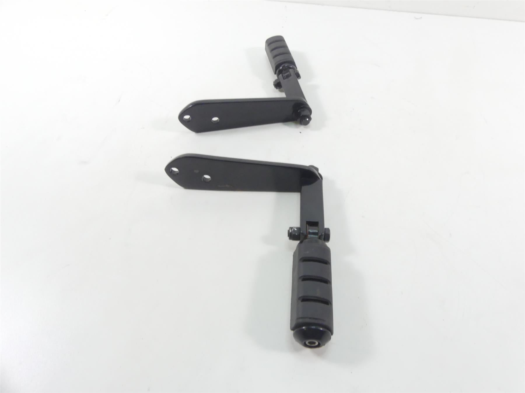 2017 Harley Dyna FXDB Street Bob Front Highway Foot Peg Rest Set {{ shop.shopifyCountryName }} - Mototech271