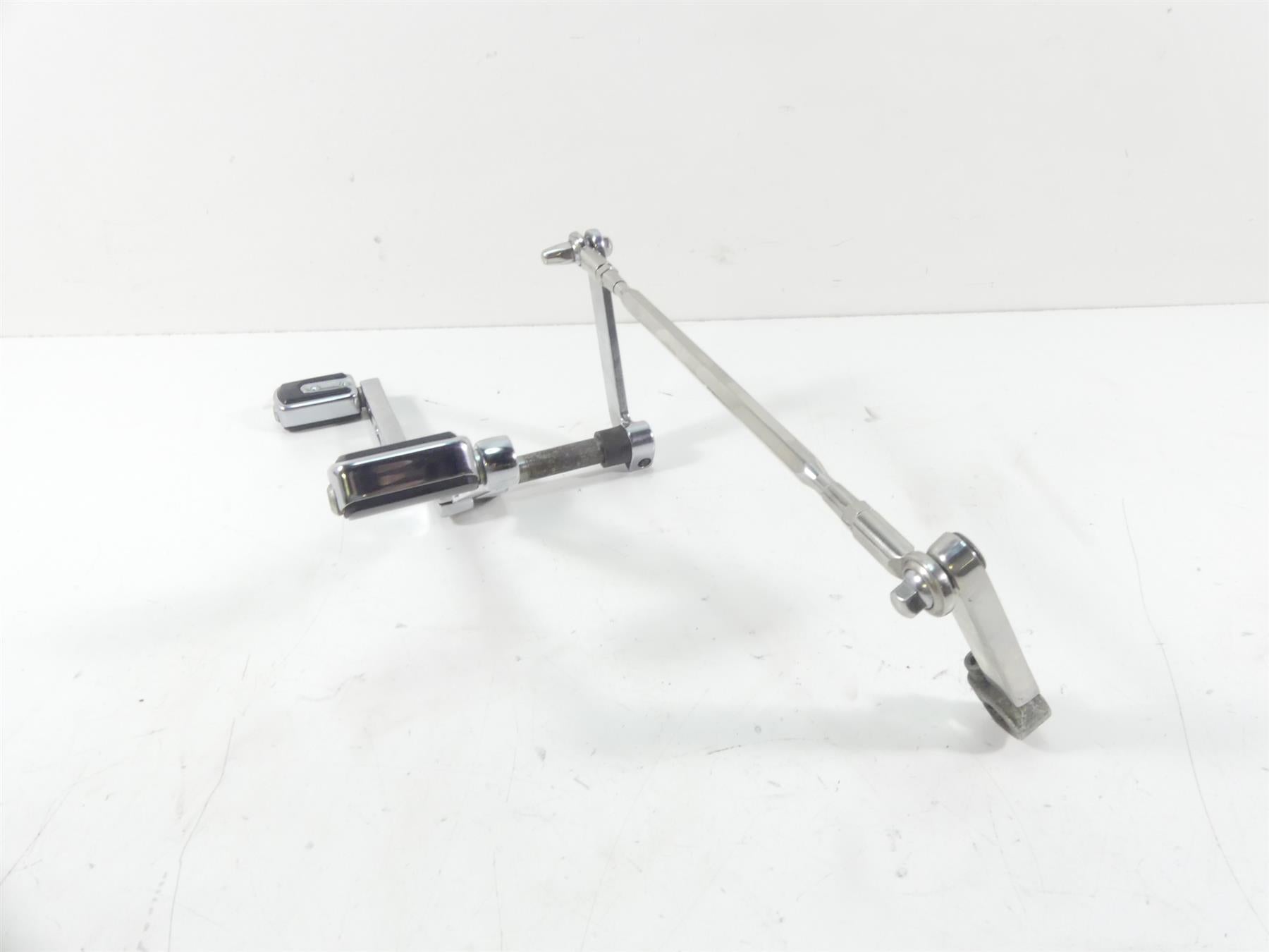 2007 Harley Touring FLHTCU SE CVO Electra Glide Shifter Pedal Fw Set 34720-07 {{ shop.shopifyCountryName }} - Mototech271