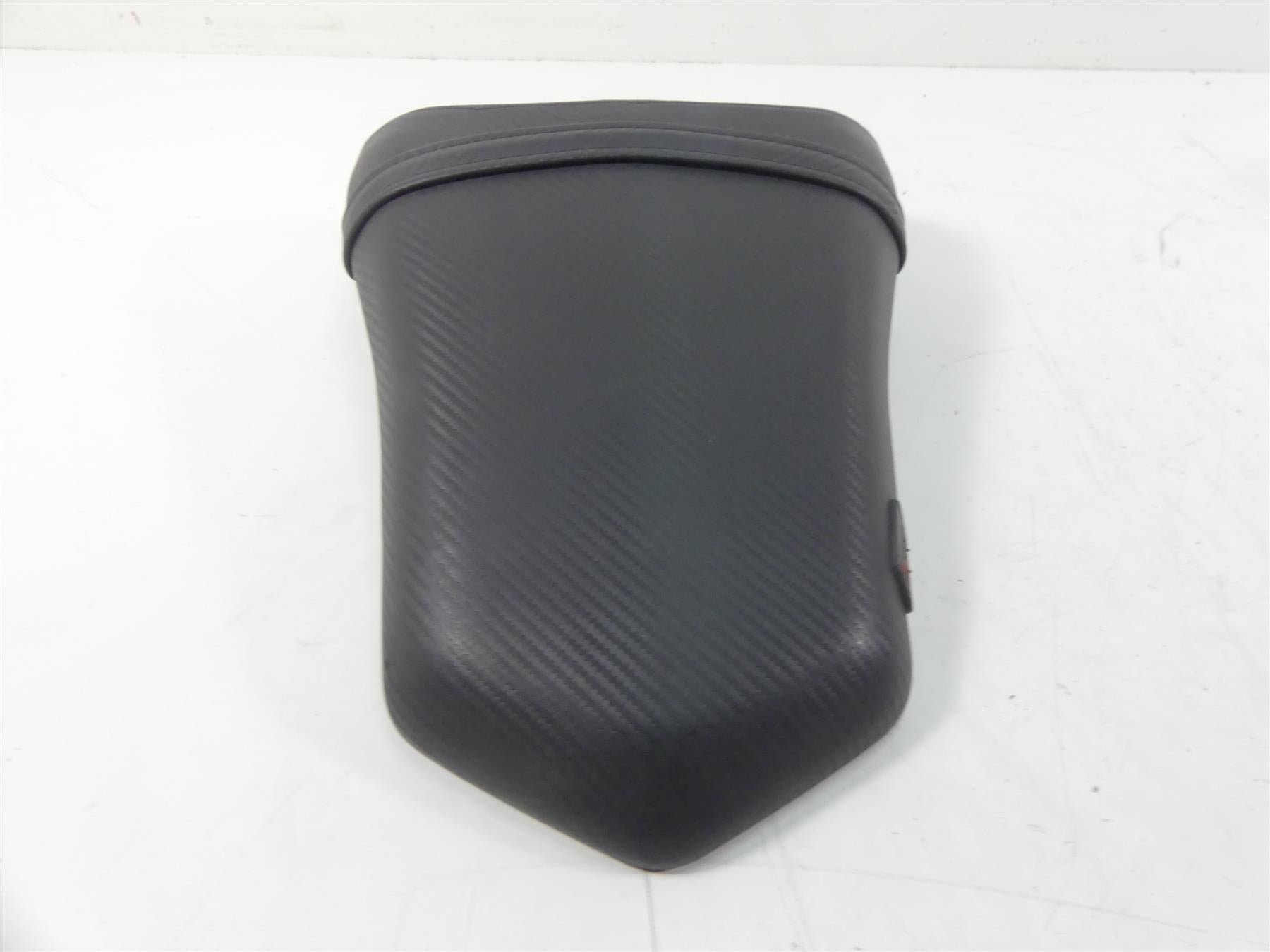 2006 Ducati 999 Biposto Rear Passenger Pillion Saddle Seat - No Tears 59510561A {{ shop.shopifyCountryName }} - Mototech271