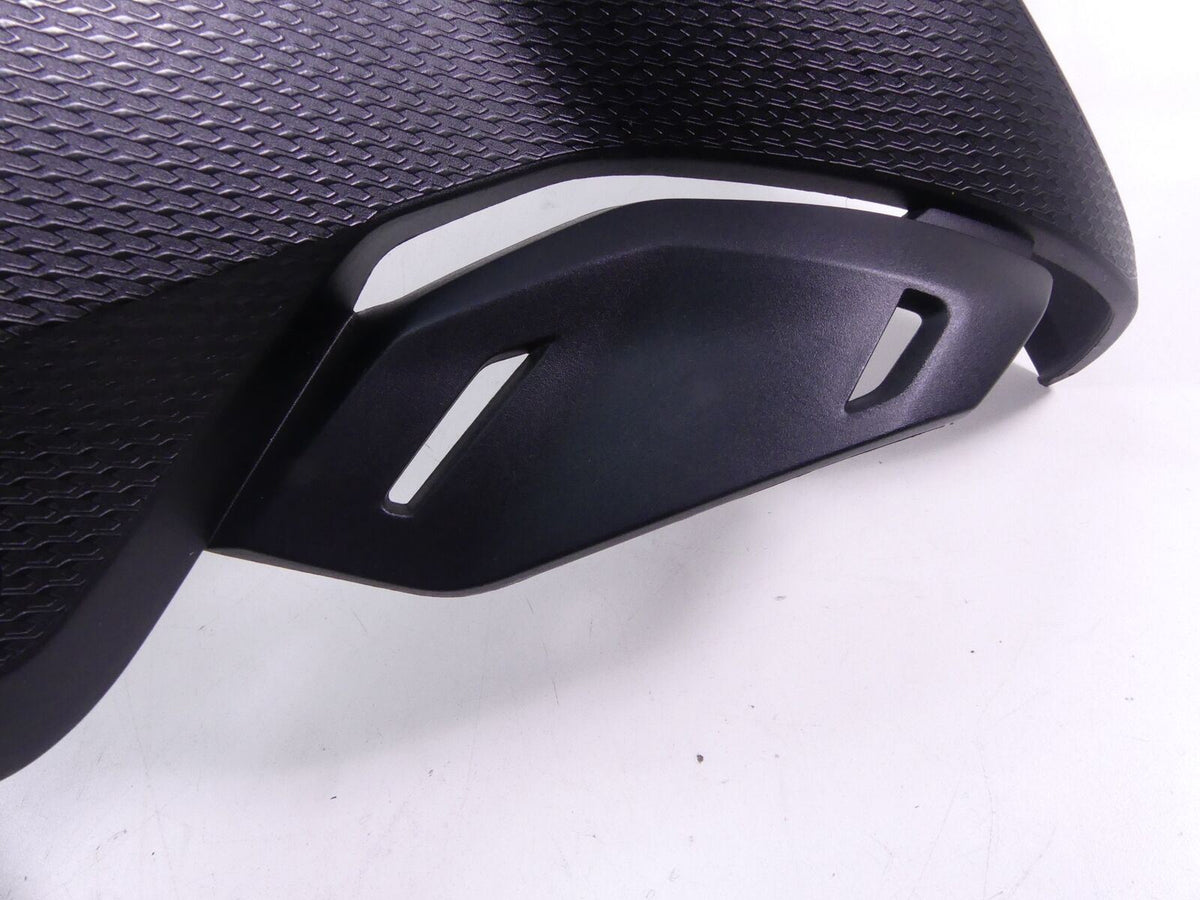 2016 BMW R1200RS K54 Between Leg Right Side Fairing 46638545320 {{ shop.shopifyCountryName }} - Mototech271