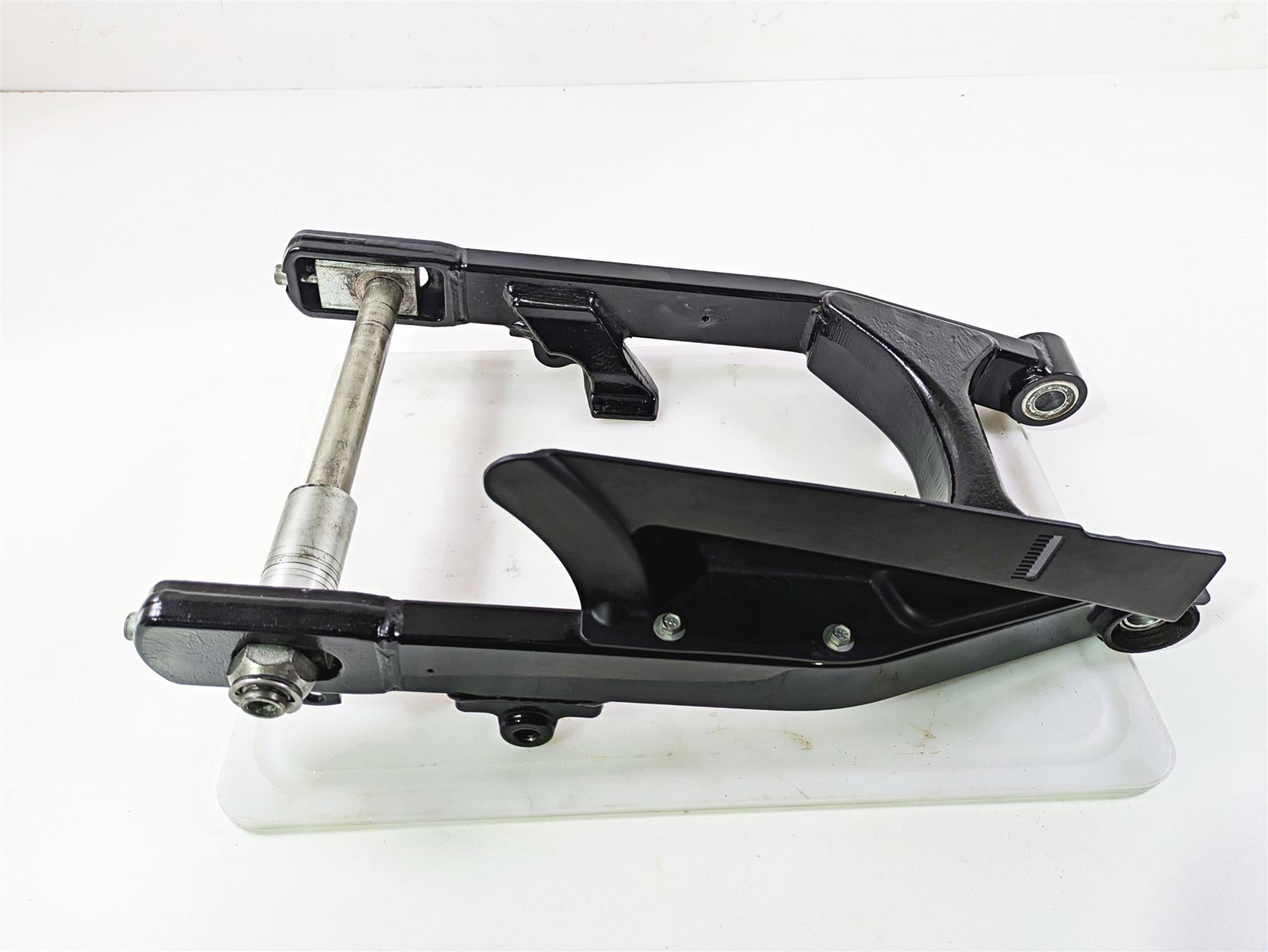 2011 Harley FXDC Dyna Super Glide Rear Swingarm & Belt Guards 47820-10 {{ shop.shopifyCountryName }} - Mototech271