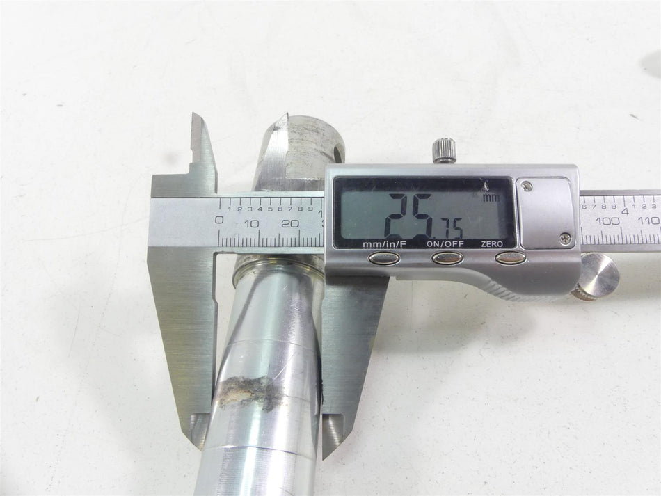 2004 Harley FLHTC SE CVO Electra Glide Front 1" Axle Wheel Spindle 43364-00 {{ shop.shopifyCountryName }} - Mototech271