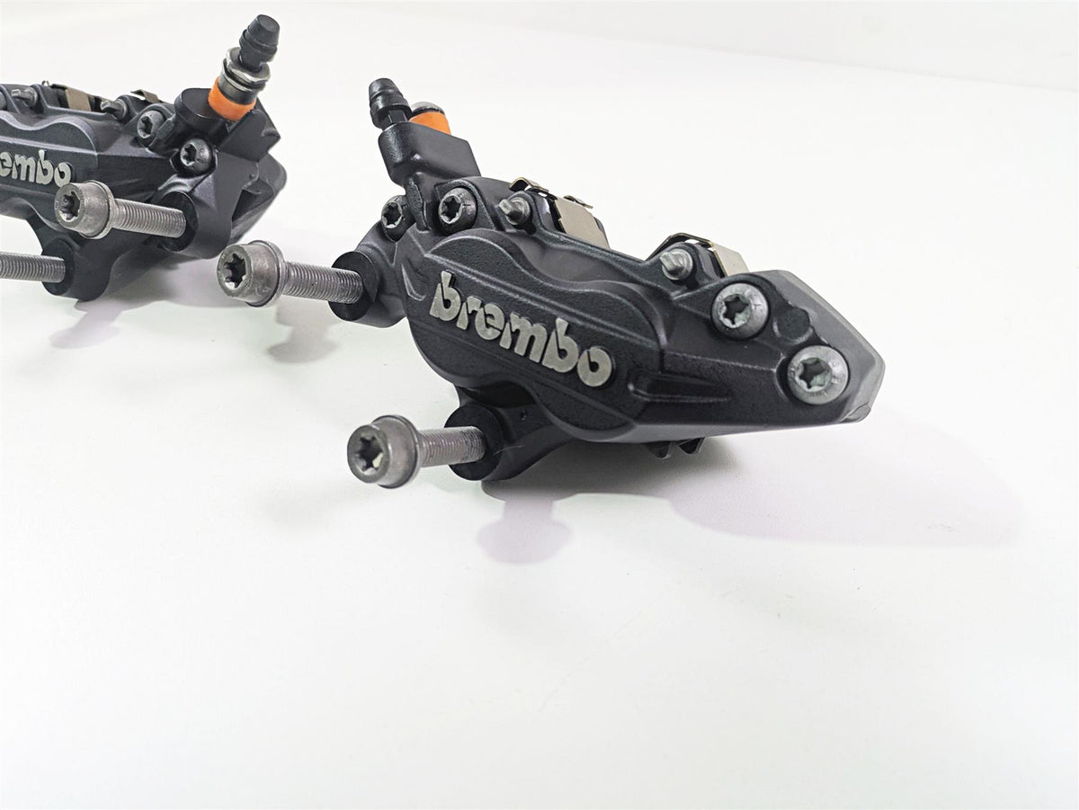 2022 BMW RnineT Pure K22 Brembo Front Brake Caliper Set 34117716717 34118563486 {{ shop.shopifyCountryName }} - Mototech271