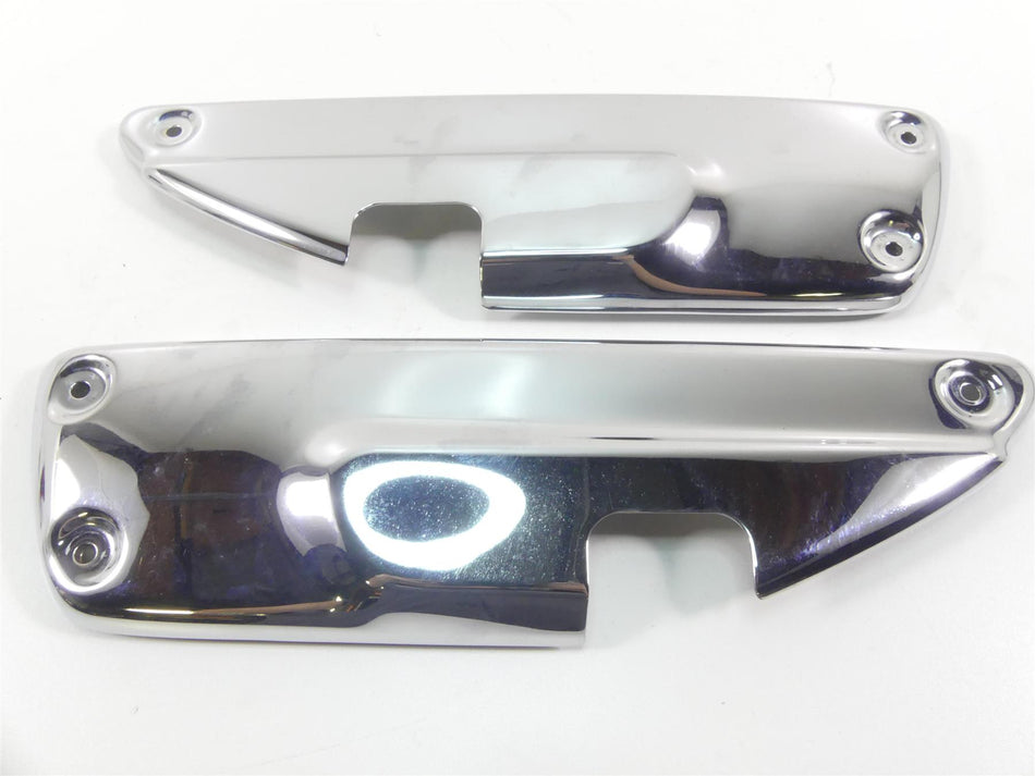 2013 Triumph Rocket 3 Touring Rear Chrome Guard Chrome Covers T2081436 T2081446 {{ shop.shopifyCountryName }} - Mototech271