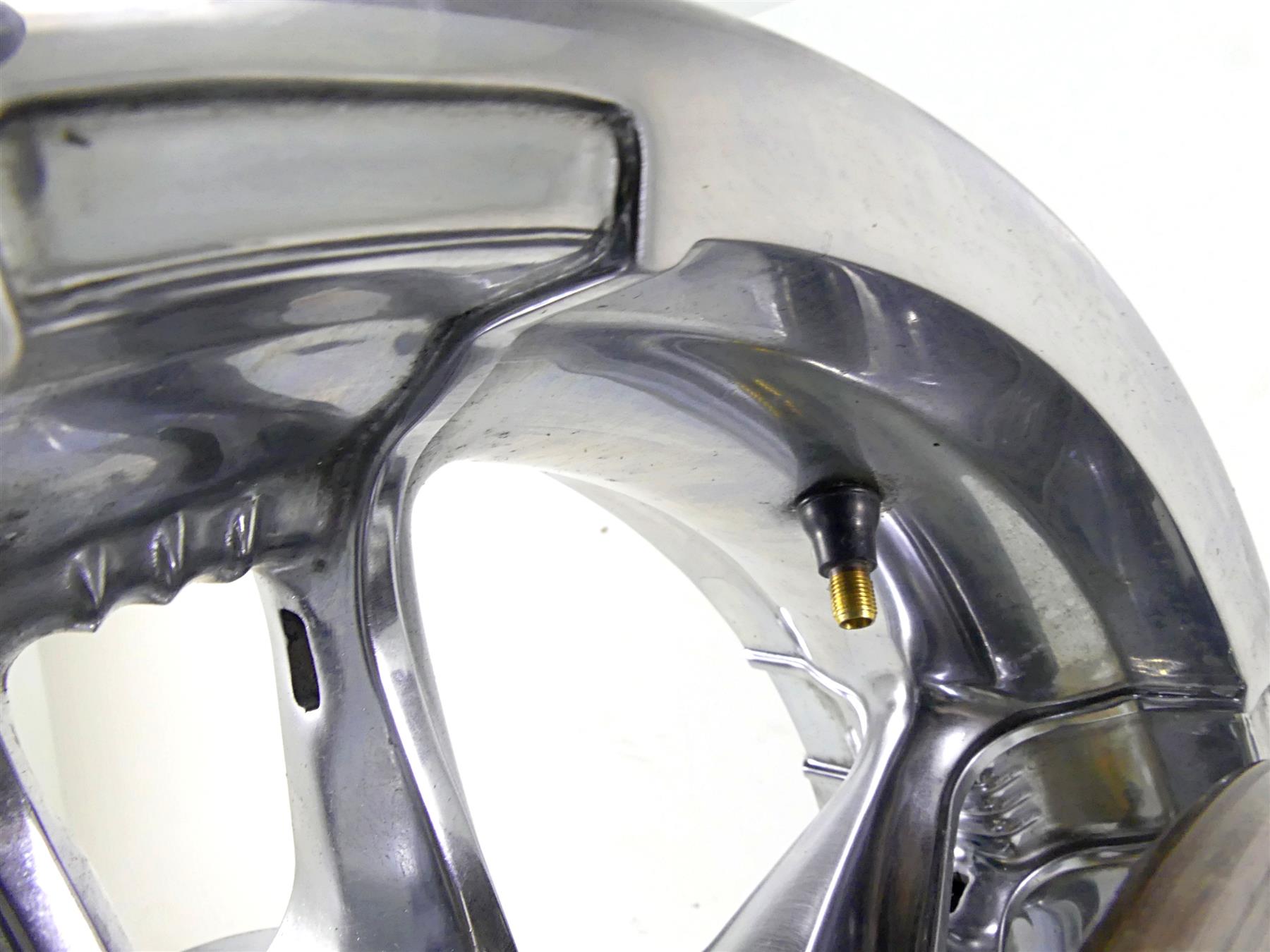 2015 Harley Touring FLHXS Street Glide Rear Wheel Rim Enforcer 5x16 40900346 {{ shop.shopifyCountryName }} - Mototech271