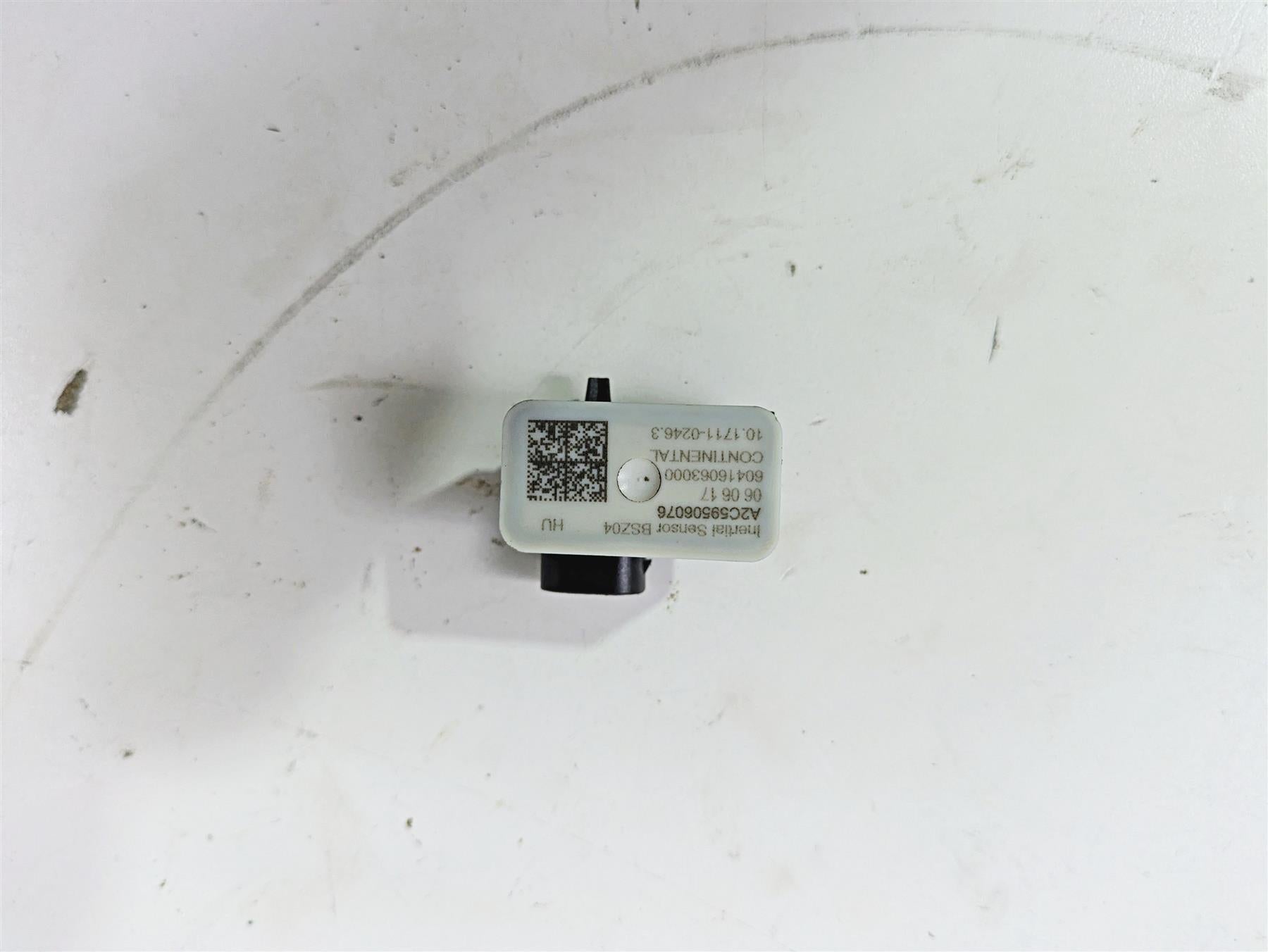 2018 KTM 1290 Super Adv S Inertial Acceleration Sensor 60416063000 {{ shop.shopifyCountryName }} - Mototech271