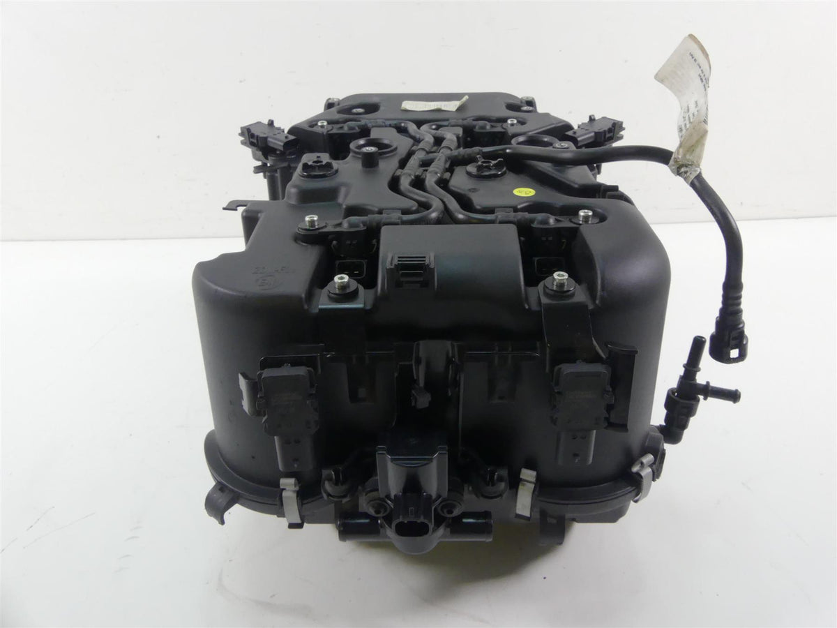 2018 Ducati Panigale 1100 V4 S Throttle Body Air Box Assembly 28221212B {{ shop.shopifyCountryName }} - Mototech271