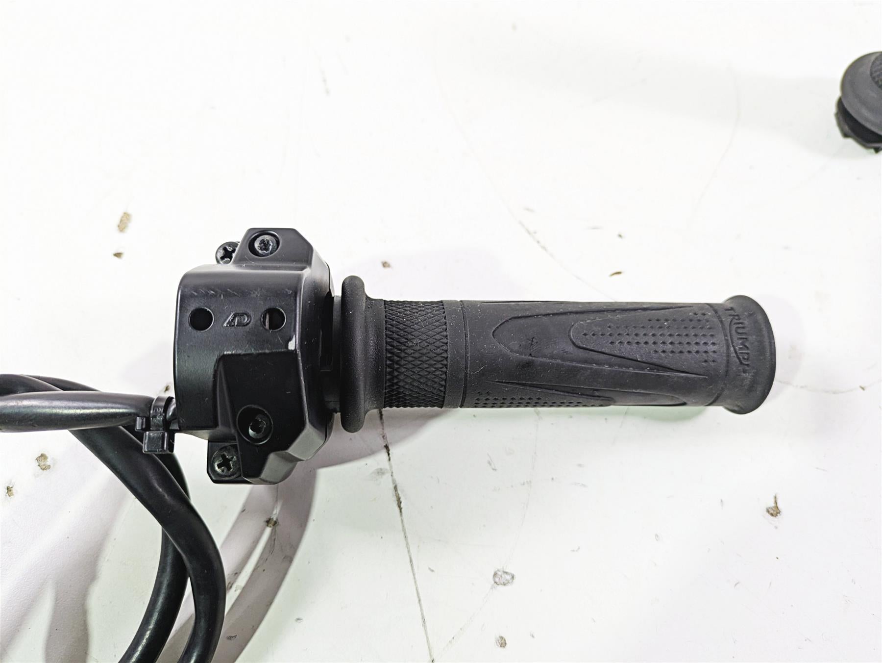 2019 Triumph Speed Triple RS 1050 Ride Fly By Wire Throttle Grip T2042226 {{ shop.shopifyCountryName }} - Mototech271