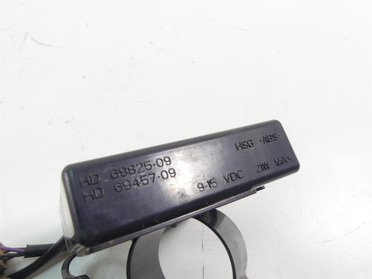 2013 Harley VRSCF Muscle V-Rod Turn Signal Flasher Module Unit 69457-09 {{ shop.shopifyCountryName }} - Mototech271