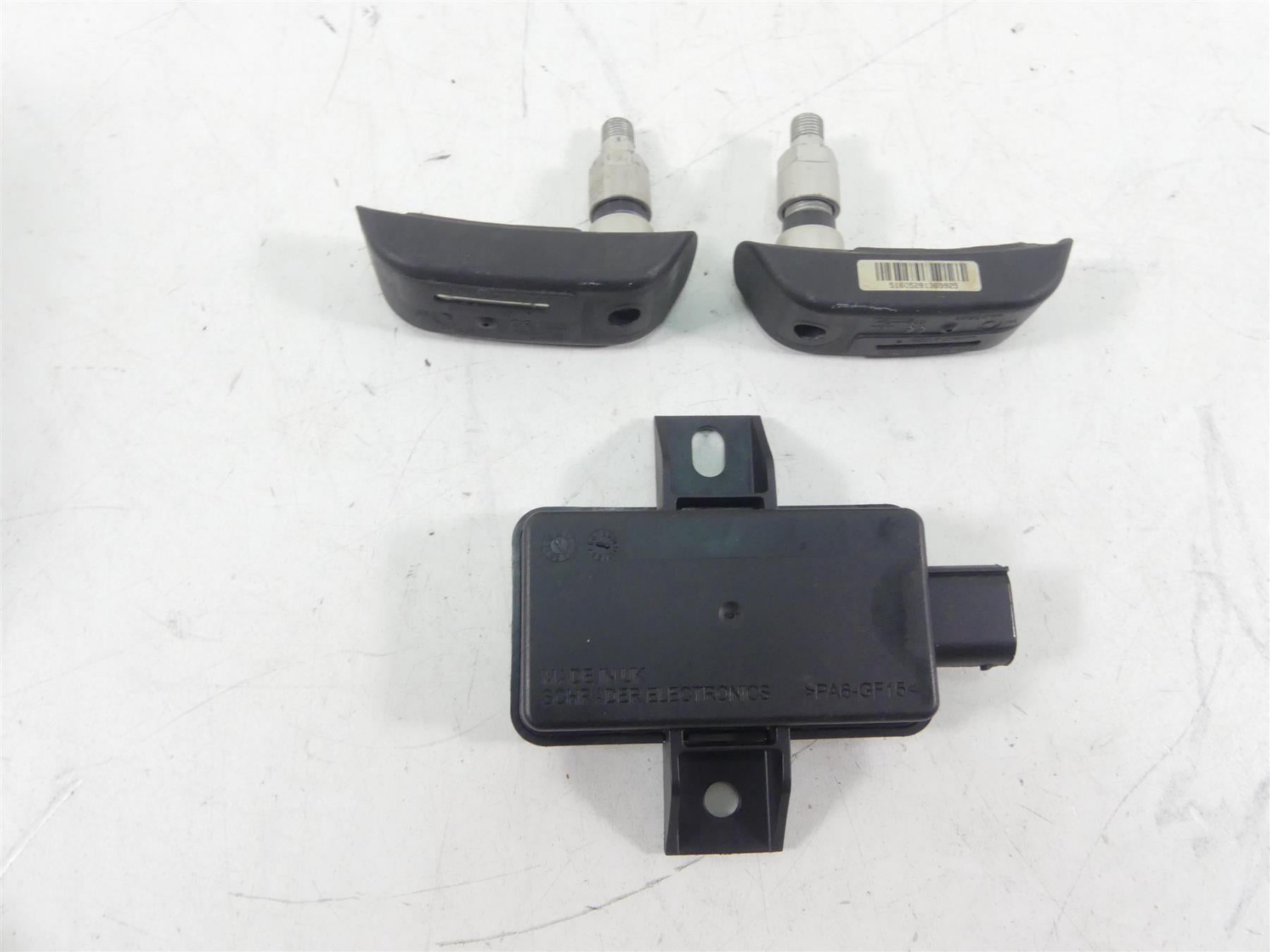 2017 BMW R1200GS GSW K50 Rdc Module & Tire Pressure Sensor Set 65758546222 {{ shop.shopifyCountryName }} - Mototech271
