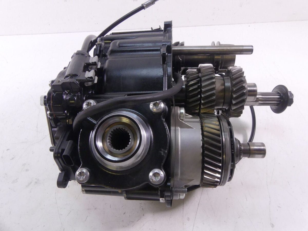 2018 BMW K1600 Bagger Transmission Tranny Gear Box Case Code UAD 23008559510 {{ shop.shopifyCountryName }} - Mototech271