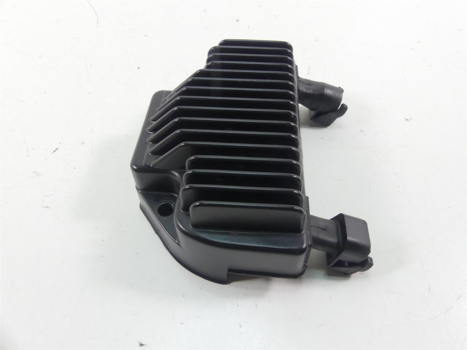 2016 Harley FXDL Dyna Low Rider Rectifier Voltage Regulator 74631-08A {{ shop.shopifyCountryName }} - Mototech271