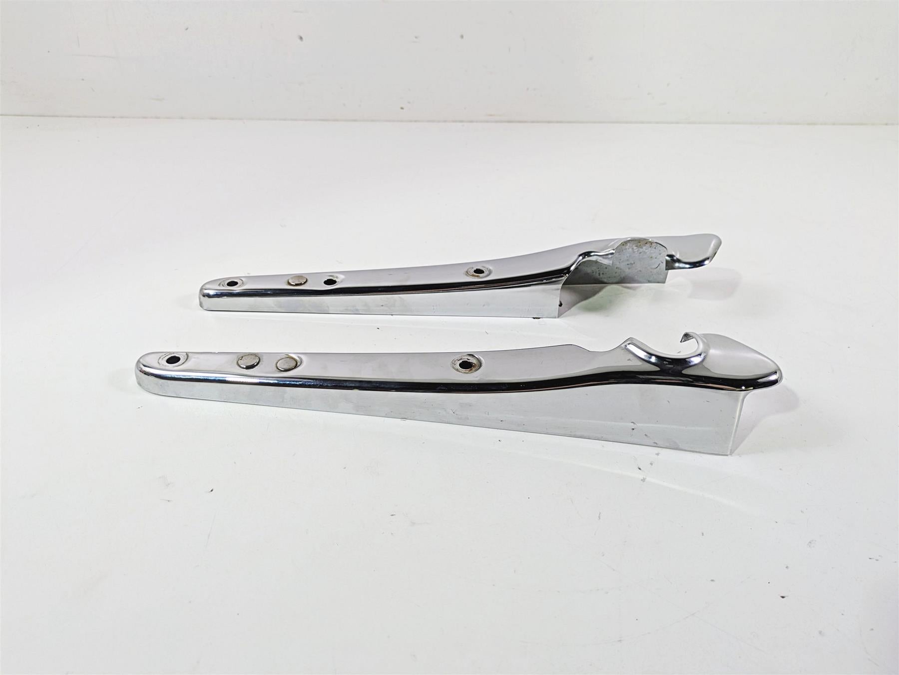 2007 Harley Sportster XL1200 C Rear Chrome Frame Strut Covers 59902-04 59903-04 {{ shop.shopifyCountryName }} - Mototech271