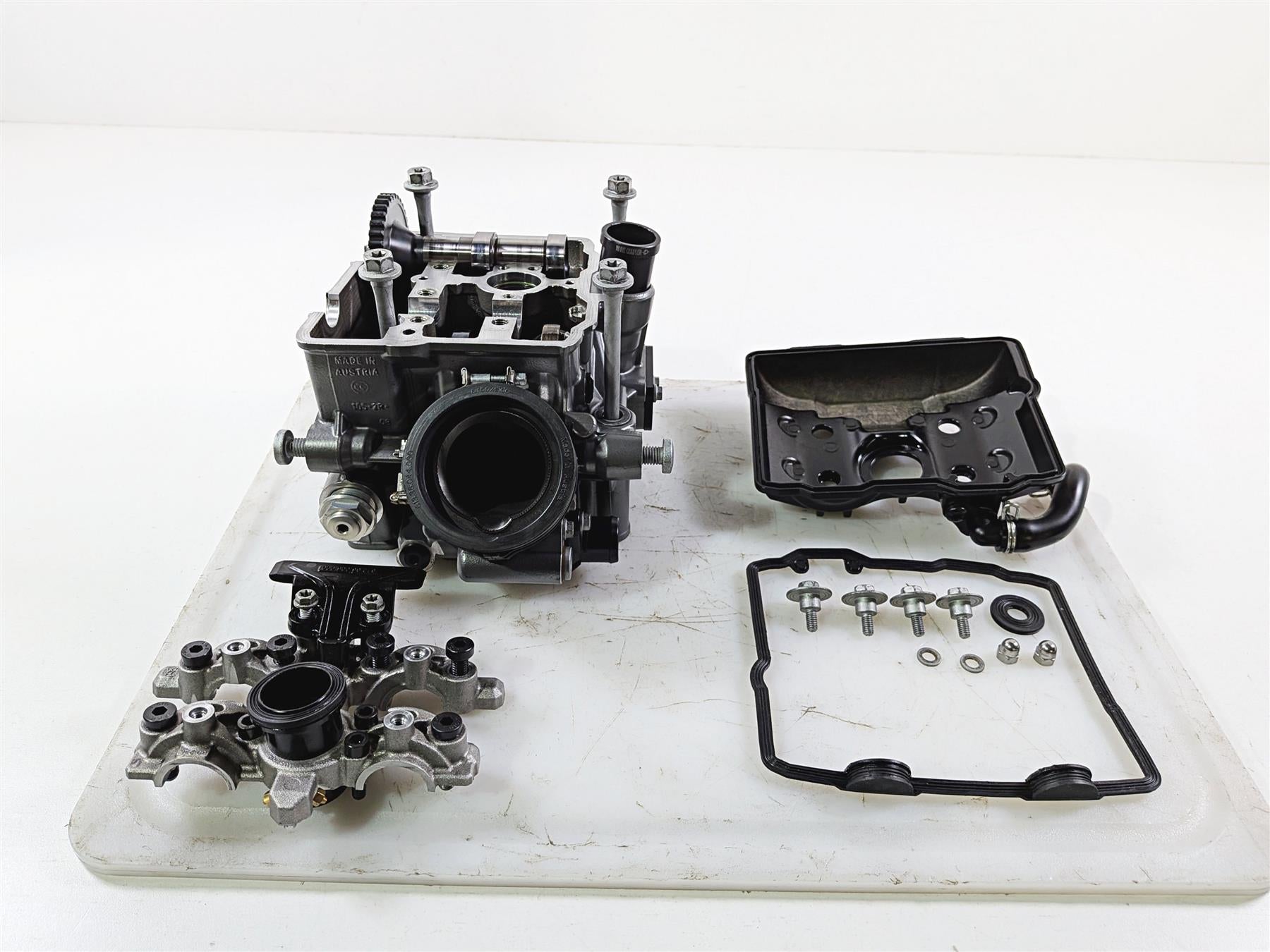2015 KTM 1290 R Super Duke LC8 Rear Cylinder Head - For Parts 6133612010024-Mototech271