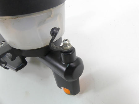 2009 BMW R1200GS K25 Front Brake Master Cylinder + Lever 32727727025 {{ shop.shopifyCountryName }} - Mototech271