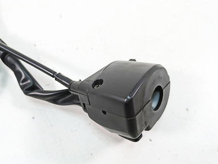 2002 Yamaha FZ1 FZS1000 Fazer Left Hand Blinker Control Switch 5LV-83973-00-00 {{ shop.shopifyCountryName }} - Mototech271
